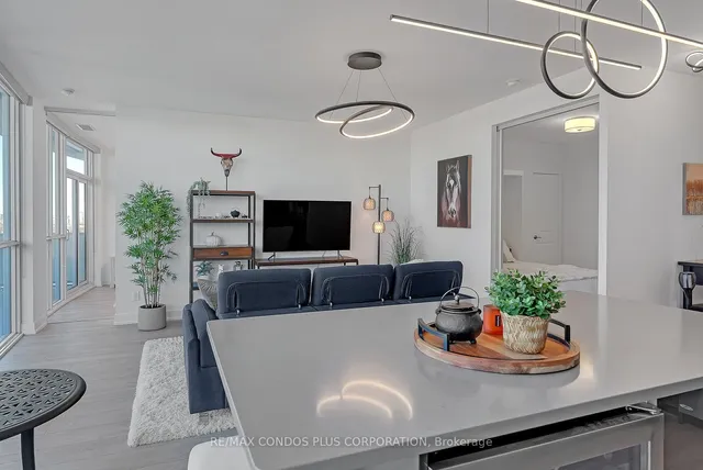 Additional image 14 of 80 Marine Parade Dr Unit 2907