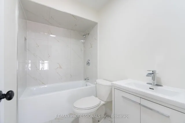 Additional image 25 of 11 Asterwind Cres