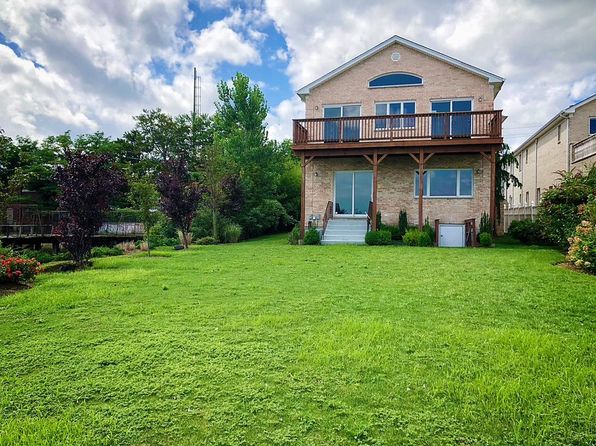 150-129 Powells Cove Boulevard, Whitestone, NY 11357