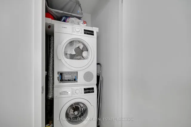 Additional image 39 of 12 York St Unit 5104