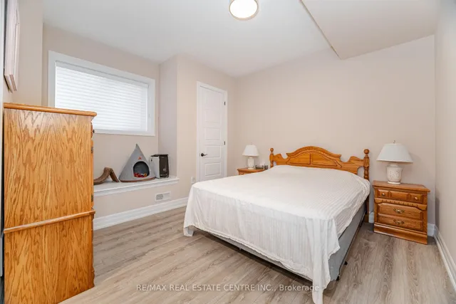 Additional image 32 of 156 Camellia Cres