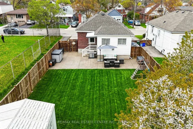 Additional image 40 of 182 Glennie Ave