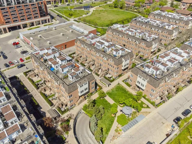 Additional image 36 of 760 Lawrence Ave Unit 61