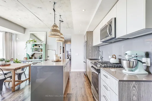 Additional image 6 of 665 Kingston Rd Unit 601