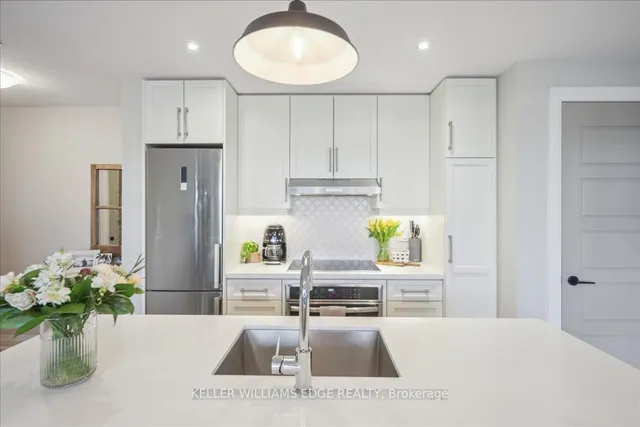 Additional image 16 of 2025 Maria St Unit 1401