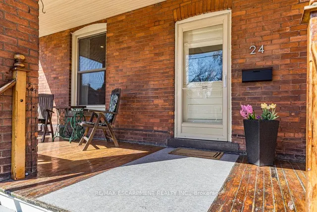 Additional image 4 of 24 Hyde Park Ave