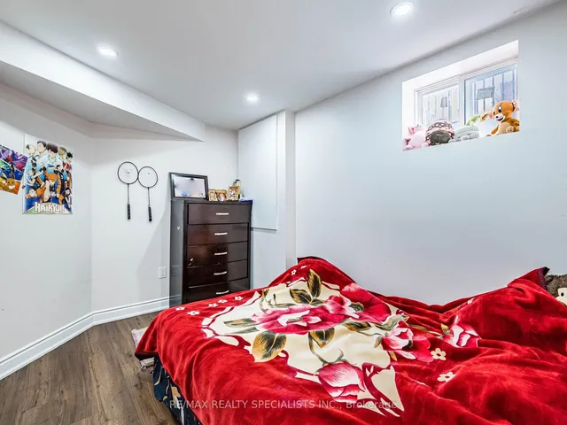 Additional image 32 of 18 Jessop Dr