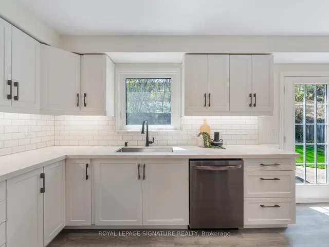 Additional image 19 of 53 Blueking Cres