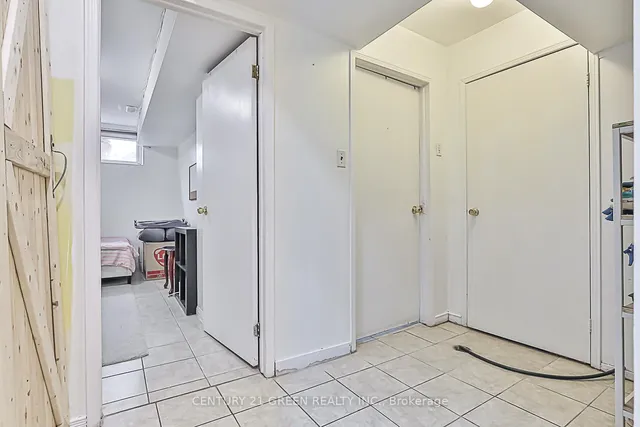 Additional image 3 of 23 Chalkfarm Dr