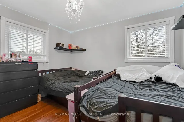 Additional image 25 of 45 Marysfield Dr