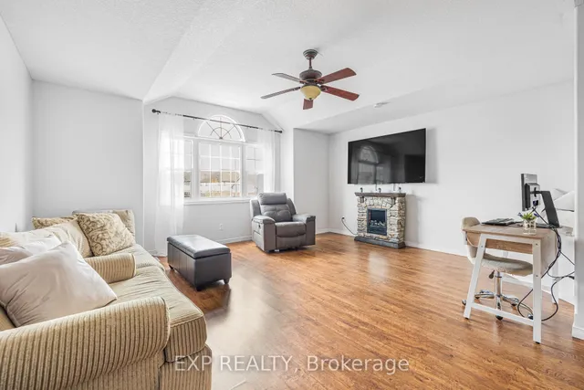 Additional image 9 of 181 Sophia Cres