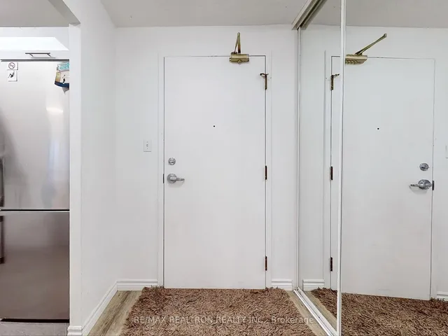 Additional image 31 of 101 Subway Cres Unit 912