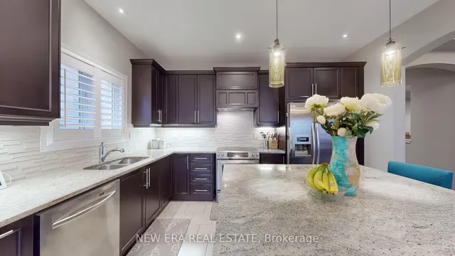 Additional image 14 of 22 Wasaga Rd