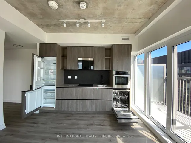 Additional image 4 of 2 Augusta Ave Unit PH06