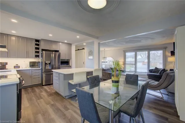 Additional image 10 of 93 Montcalm Dr