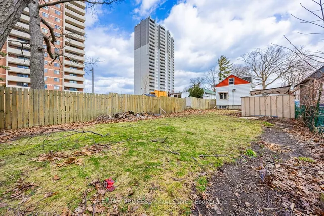 Additional image 20 of 68 McDonald Ave