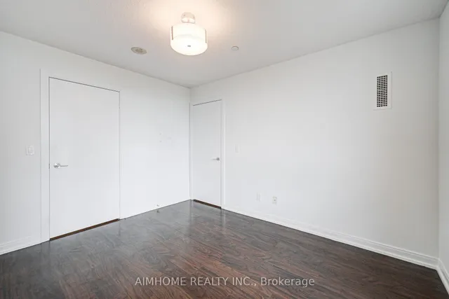 Additional image 22 of 255 Village Green Sq Unit 604