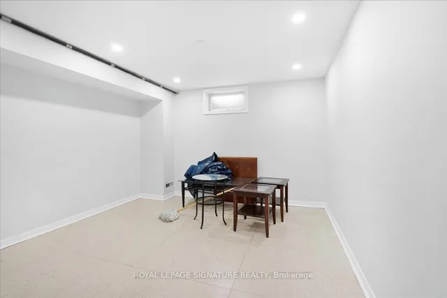 Additional image 22 of 2 Liszt Gate Unit 11