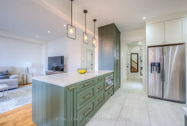 Additional image 16 of 217 1/2 Federal St