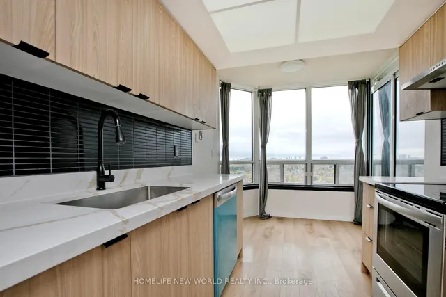 Additional image 11 of 330 Alton Towers Circ Unit 1609