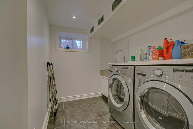 Additional image 31 of 72 Baby Point Rd