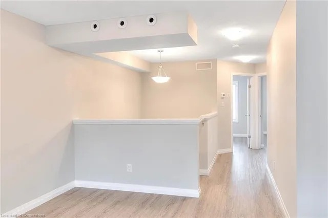 Additional image 16 of 24 Morrison Rd Unit A11