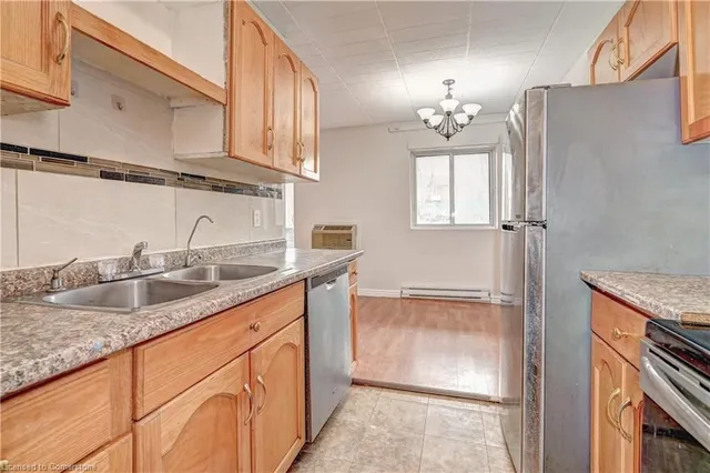 Additional image 17 of 29 West Ave Unit 102