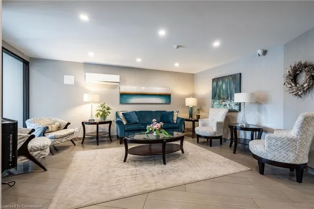 Additional image 38 of 700 Dynes Rd Unit 214