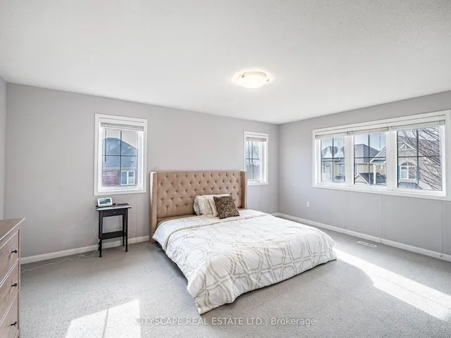 Additional image 32 of 416 Gooch Cres