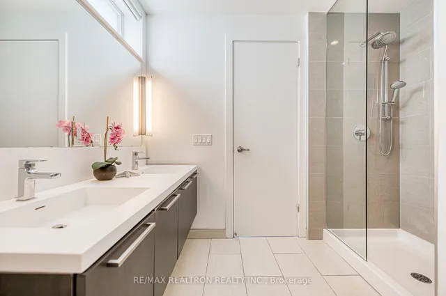 Additional image 37 of 72 Forest Manor Rd Unit Unit 3(TH21)