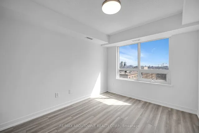 Additional image 19 of 1410 Dupont St Unit 1105