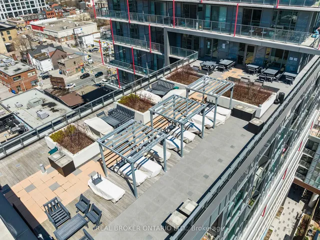 Additional image 35 of 120 Parliament St Unit #1309