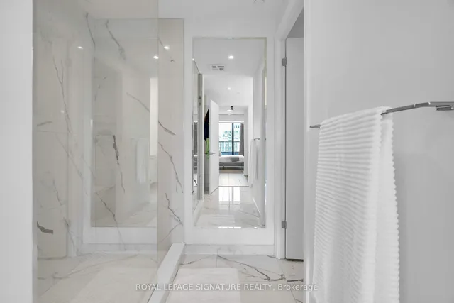 Additional image 20 of 608 Richmond St Unit 1105