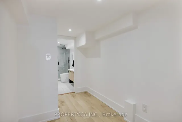 Additional image 9 of 68 Frankdale Ave