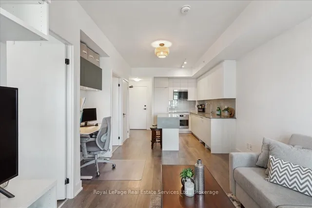 Additional image 12 of 2489 Taunton Rd Unit 1112