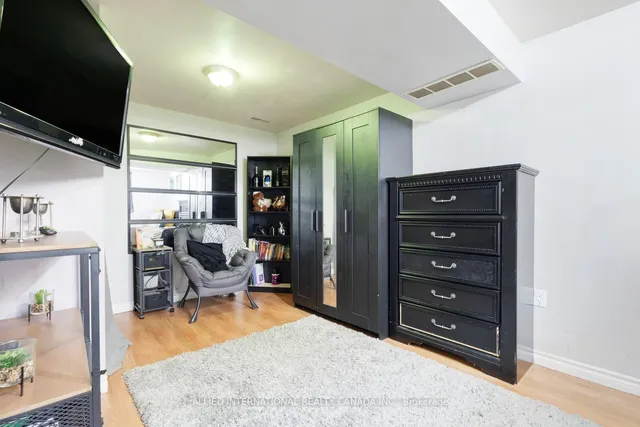 Additional image 13 of 467 Gilbert Ave