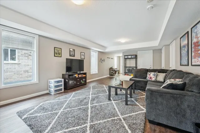 Additional image 6 of 399 Greenfield Ave