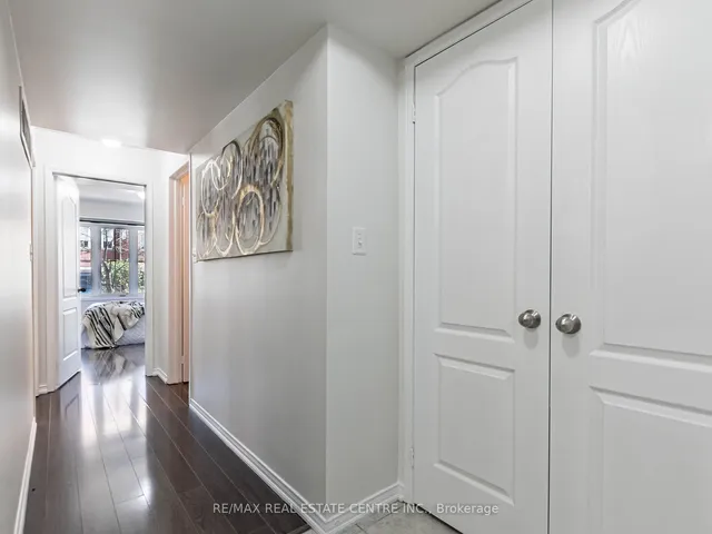 Additional image 29 of 2460 Post Rd Unit 3