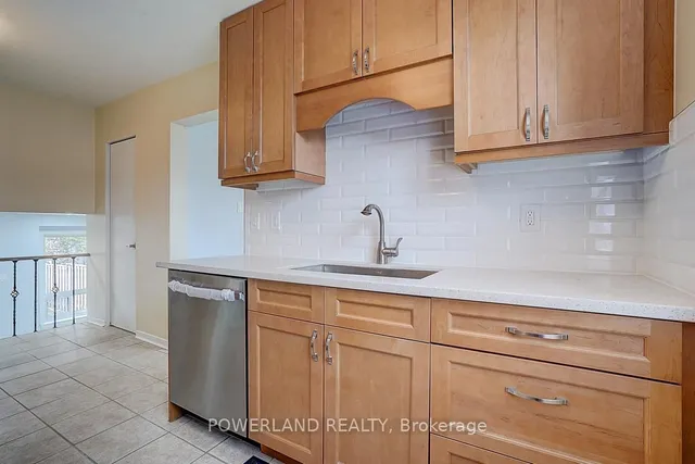 Additional image 12 of 8 Liszt Gate Unit 4