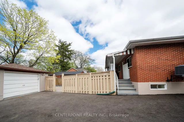 Additional image 34 of 32 Hertford Ave