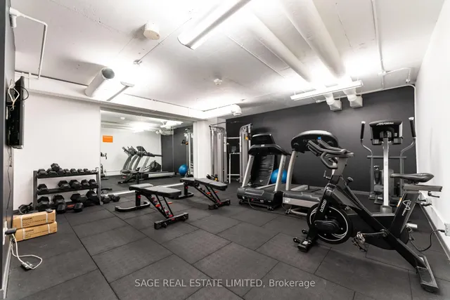 Additional image 23 of 95 Bathurst St Unit 516