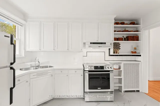 Additional image 11 of 35 Kirkland Blvd