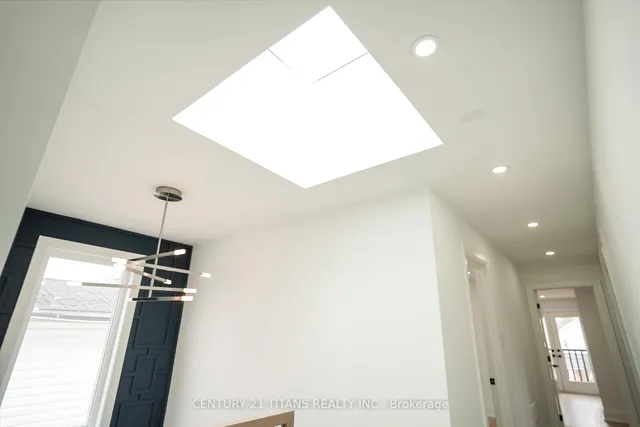 Additional image 32 of 83 Kalmar Ave