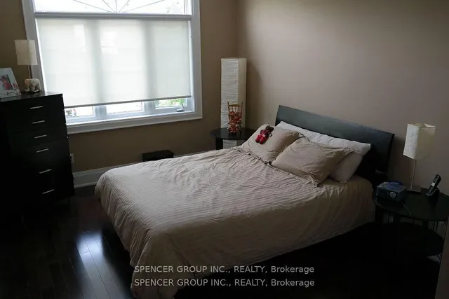 Additional image 25 of 1484 Inuit Tr