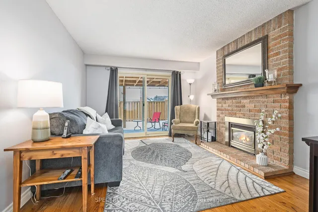 Additional image 7 of 98 Mikado Cres