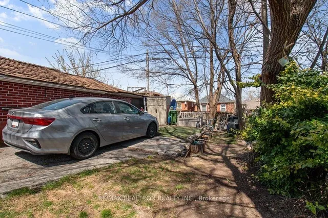 Additional image 18 of 62 Livingstone Ave