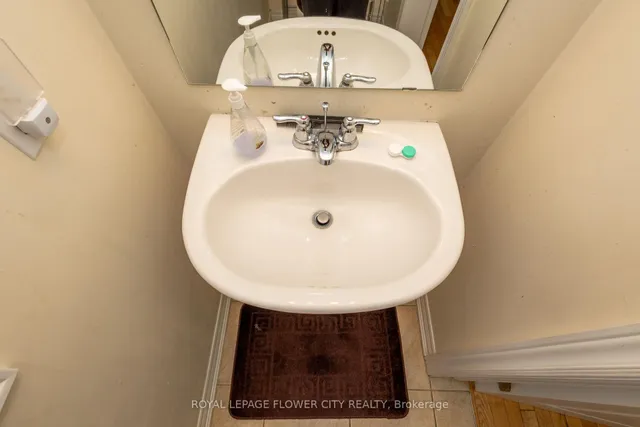 Additional image 16 of 8 Washburn Rd