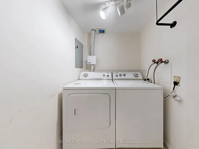 Additional image 40 of 330 Mill St Unit 902