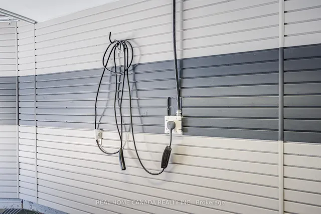 Additional image 49 of 121 Davenport Rd