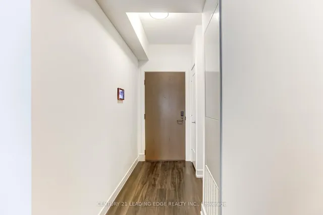 Additional image 6 of 30 Inn On The Park Dr Unit 712